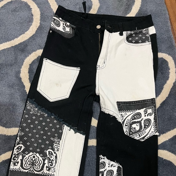 Upcycled patchwork jeans - Picture 5 of 5